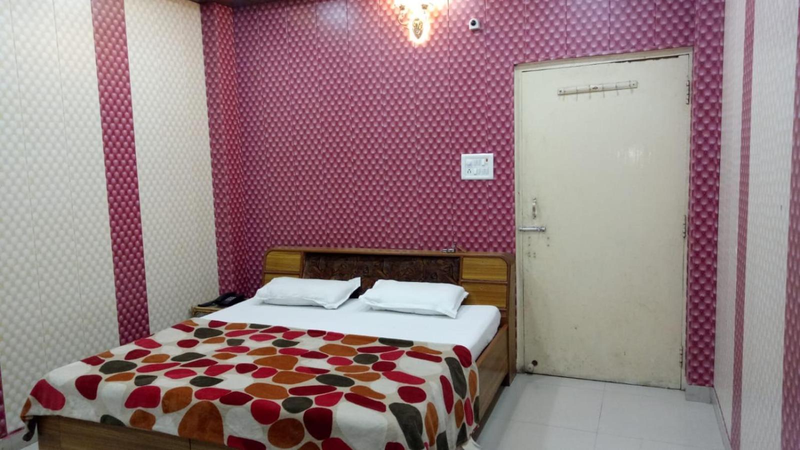 Hotel Shiv Ganga Rishikesh Exterior photo
