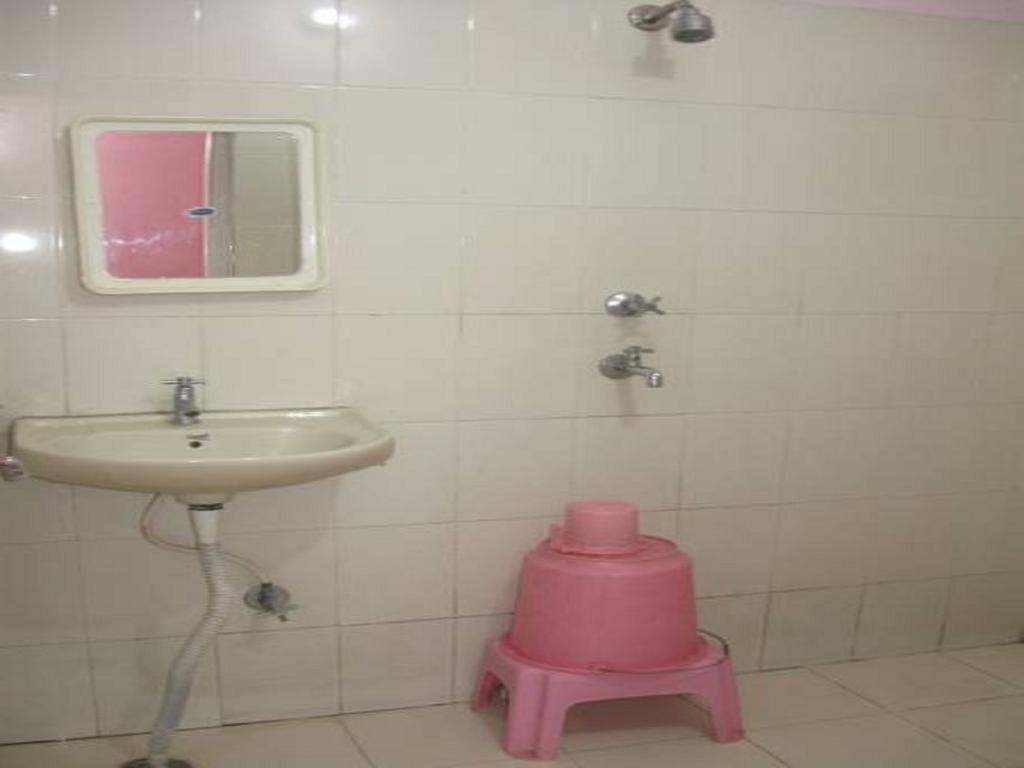 Hotel Shiv Ganga Rishikesh Room photo